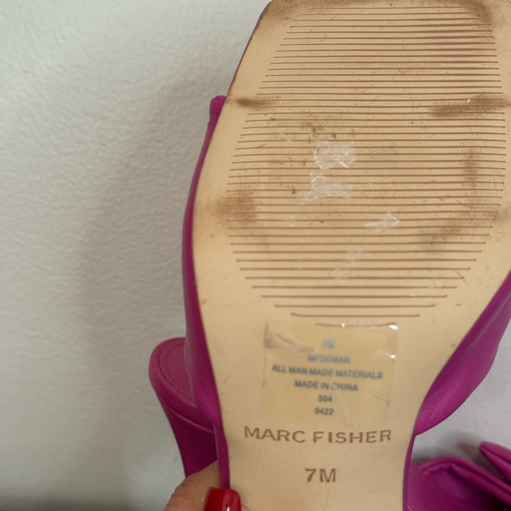 Marc Fisher “Demar” Fuchsia Bow Slide High heels in size 7 - Picture 10 of 11